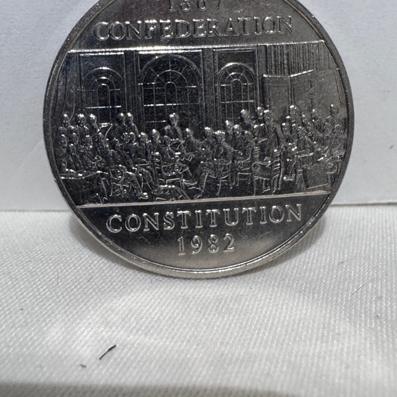 ✨ Rare 1867 Confederation Coin made in 1982 - Picture 8 of 13